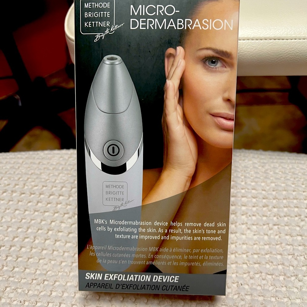 Methode Bridgette Kettner ( MBK) Microdermabrasion Device NIB